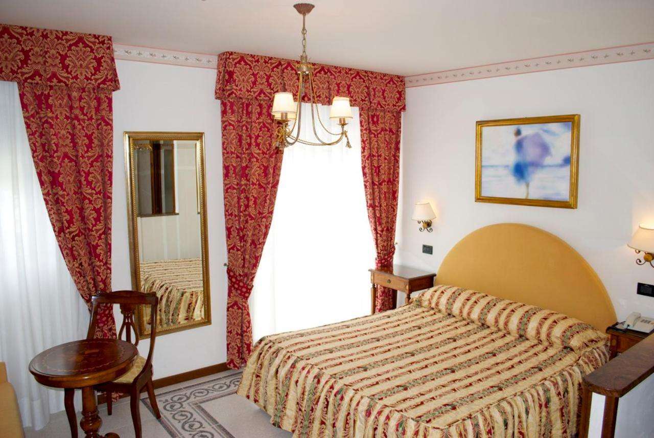 Hotel Miramare Lignano Sabbiadoro Extérieur photo