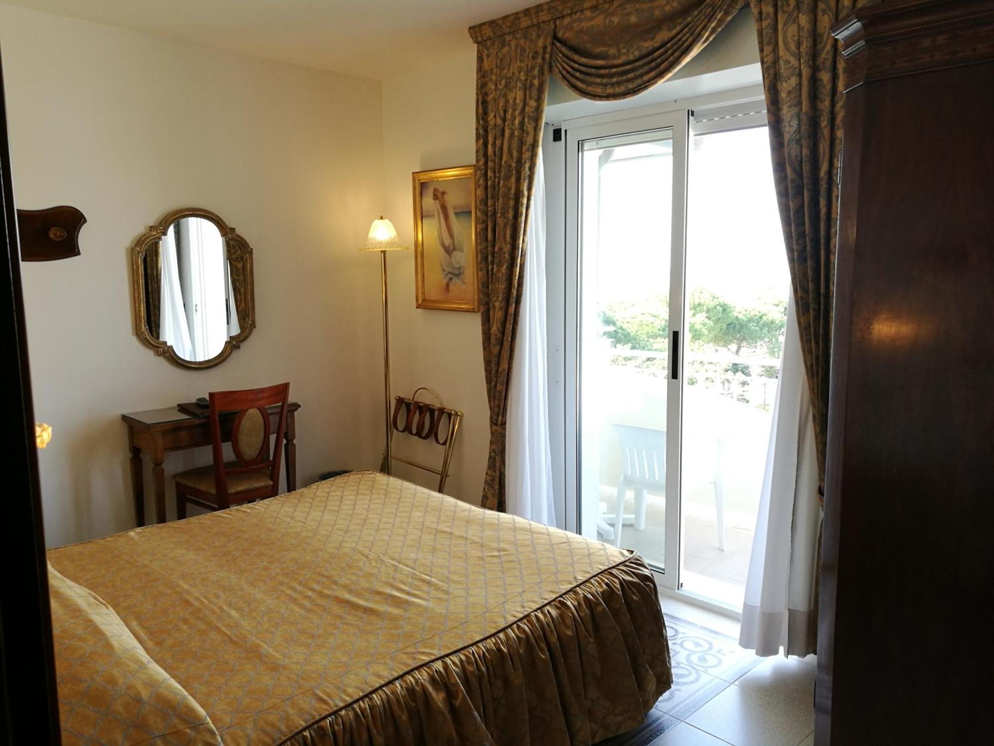 Hotel Miramare Lignano Sabbiadoro Extérieur photo