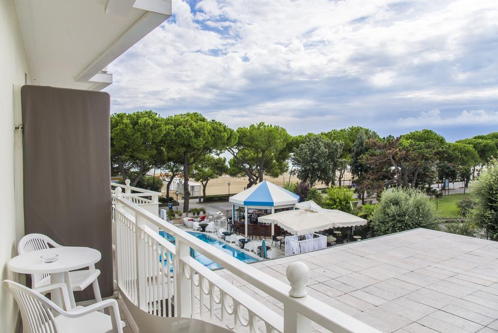 Hotel Miramare Lignano Sabbiadoro Extérieur photo