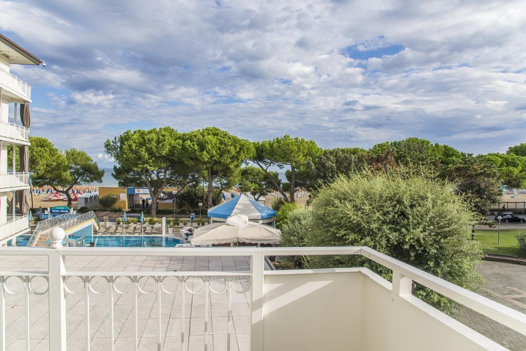 Hotel Miramare Lignano Sabbiadoro Extérieur photo